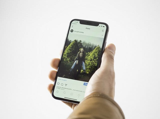 Как размещать живые фотографии в Instagram с помощью iPhone