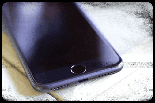 Экран iPhone черный или не отвечает во время звонка, как исправить